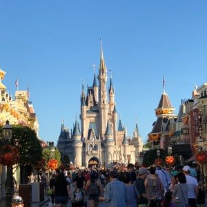 Meet your Posher, Jean